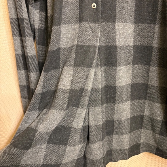 About Plaid Tunic Size L Gray Buffalo Flannel Roll Tab Top - Picture 6 of 11
